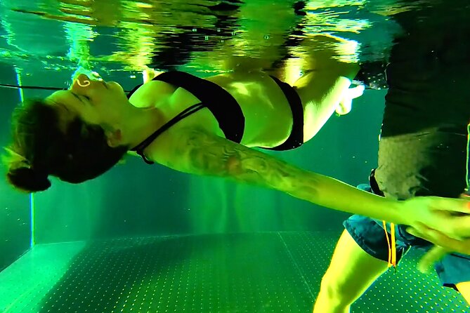 2 Hour Floating Harmony Couples Course - Who Should Book This Couples Water Course?