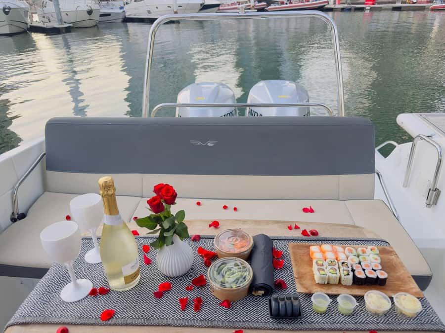 2-Hrs Private Romantic Sunset Cruise with Sushi and Drinks - Key things to know before you sail