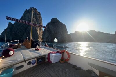 3 Hours Private Capri by Boat for Couples - Meeting at Piazza Angelo Ferraro and building a smooth day