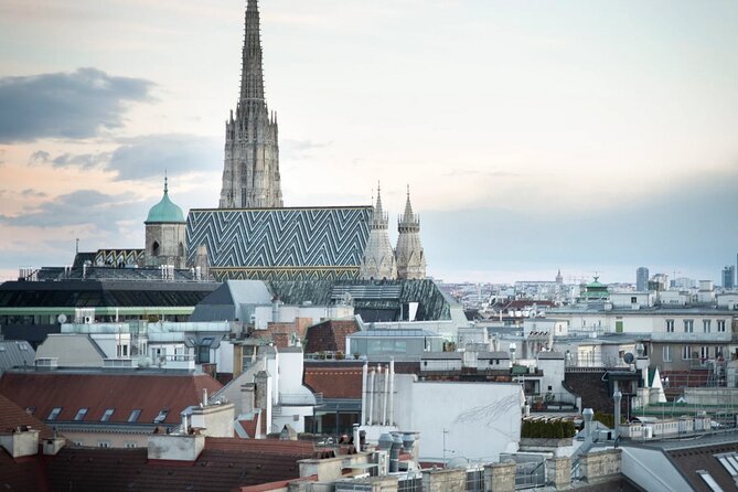A box for a romantic walk in the city center of Vienna - Practical tips that make the walk smoother