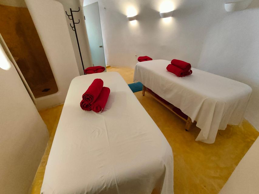 Akrotiri: Aromatherapy Couples Massage - Why the 2-therapist private setup feels better for couples