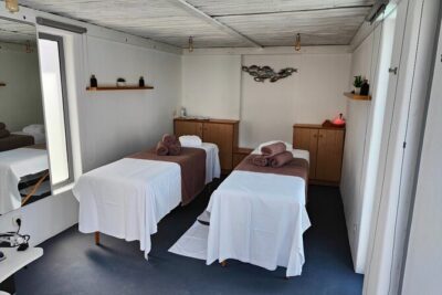 Akrotiri: Couples' Aromatherapy Massage - The 60 or 90 minute session: what happens after you arrive