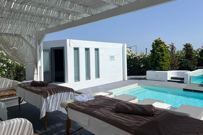 Akrotiri: Couples' Aromatherapy Massage - Music in the spa: relaxing for some, not for everyone