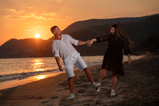 Alanya Holiday Photo Shoot – Families, Couples & Solo Travelers - Alanya in Focus: Stop-by-Stop Photo Backdrops