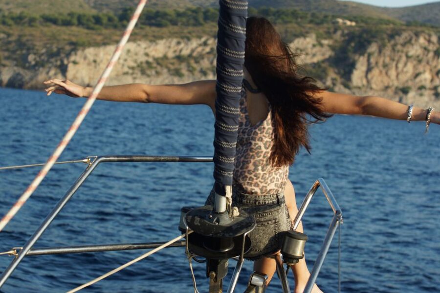 Alcudia: Romantic Sailing Trip with Diner for 2 - Water Time at Alcúdia: Choosing Swim, Snorkel, or Paddleboard