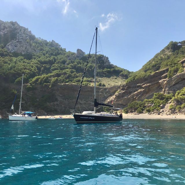 Alcudia: Romantic Sailing Trip with Diner for 2 - Anchoring by the Lighthouse Area: The Best Moment to Slow Down
