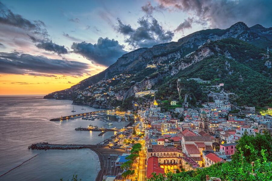 Amalfi Coast: Romantic Sunset Cruise with Music & Cocktails - Weather and the reality of sunset sailing