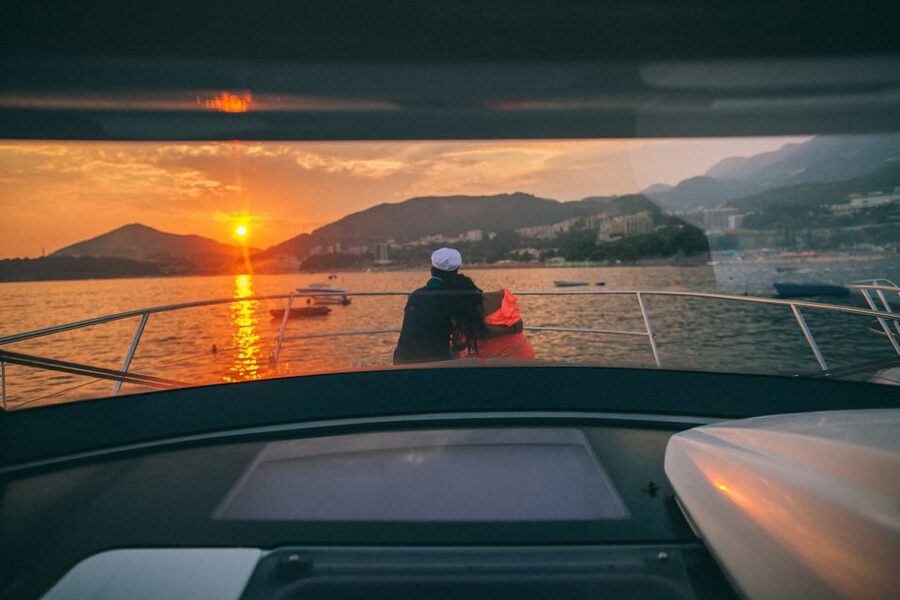 Amalfi Coast: Romantic Sunset Cruise with Music & Cocktails - Pickup in Positano, Amalfi Port, or Marina di Praia: the easy way to start