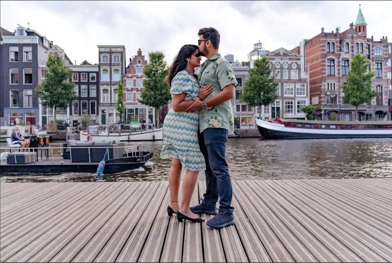 Amsterdam Canals Photoshoot: Private Solo, Family or Couples - Price and Value: $125 for a Private Group Up to 4