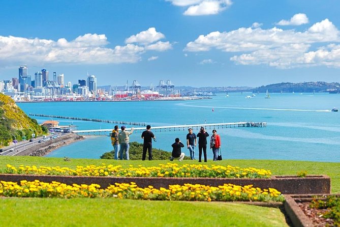 Auckland City Private Tour for Couples. Be chauffeur driven with added extras. - How the Auckland timetable stays couple-friendly for 5 hours