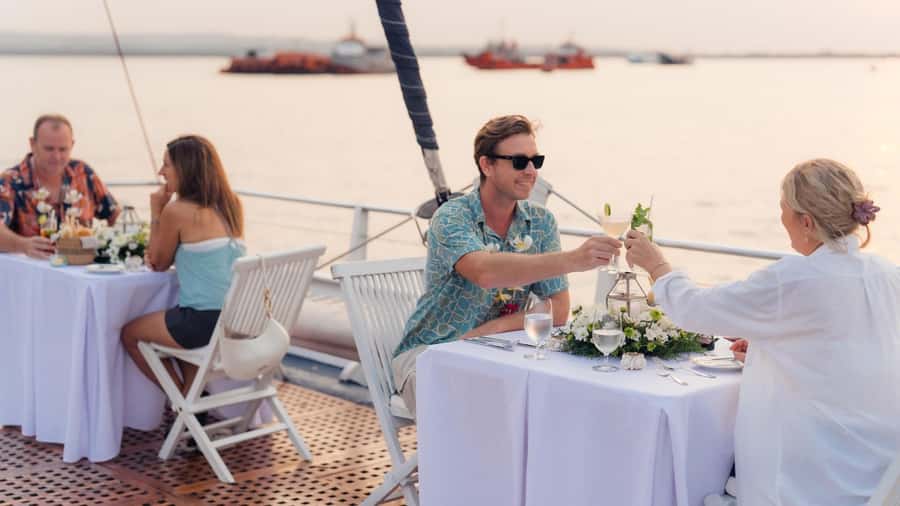 Bali/Benoa: 5-Course Romantic Evening Cruise With Live Music - Key things to know before you go