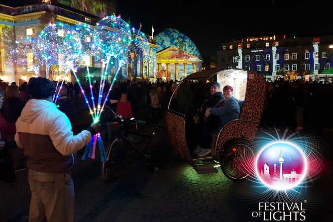 Berlin Night Tours - Romantic Night & Evening Tours Berlin - Street art after dark and Spree bridge views
