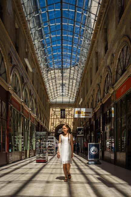 Bordeaux Photographer : Romantic or Family or Friends - The Editing Style: Natural and Not Over-Worked