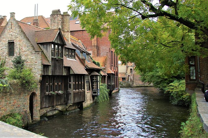 BRYGGJA ROMANTICA - 3 Hour Romantic Tour in Bruges - Sint-Annakerk plus the oldest bridges: the city’s romance with a side of art facts