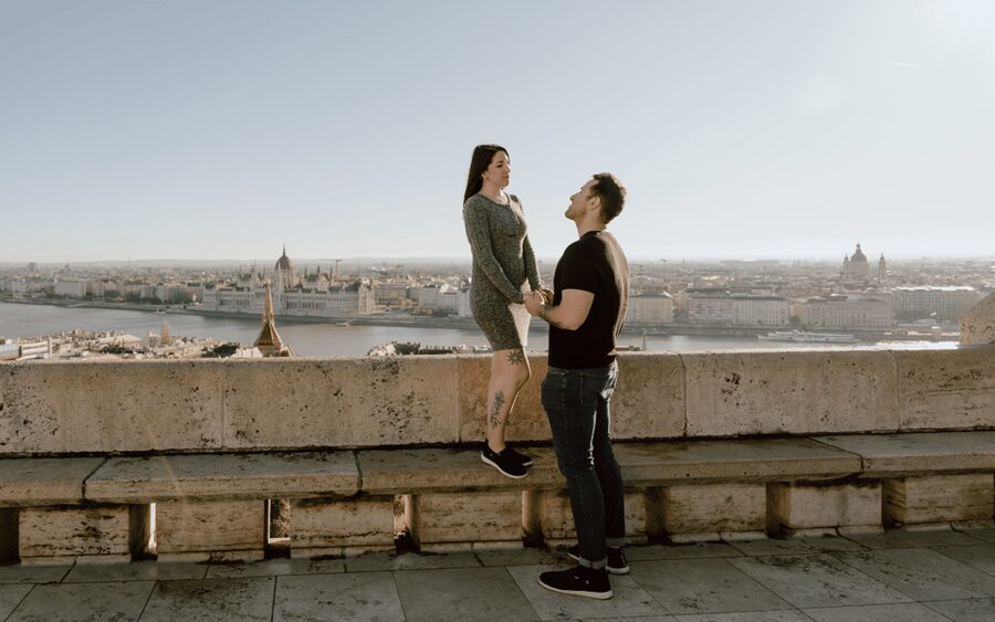 Budapest: romantic photoshoot at Buda's iconic sightseeings - Buda Castle views and cobblestone strolling on purpose