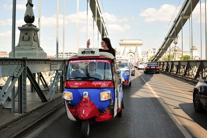 Budapest Romantic Private Tuk Tuk Tour - Hotel pickup to Károlyi Garden: start where you’re staying