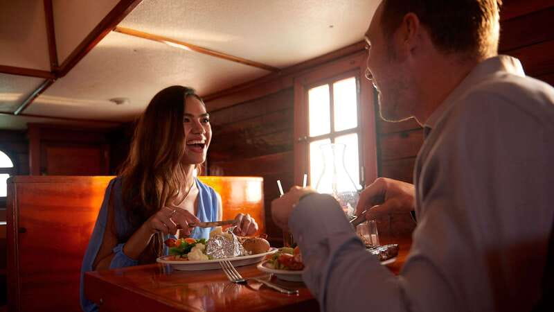 Cancun: Columbus The Romantic Dinner Cruise - FAQ