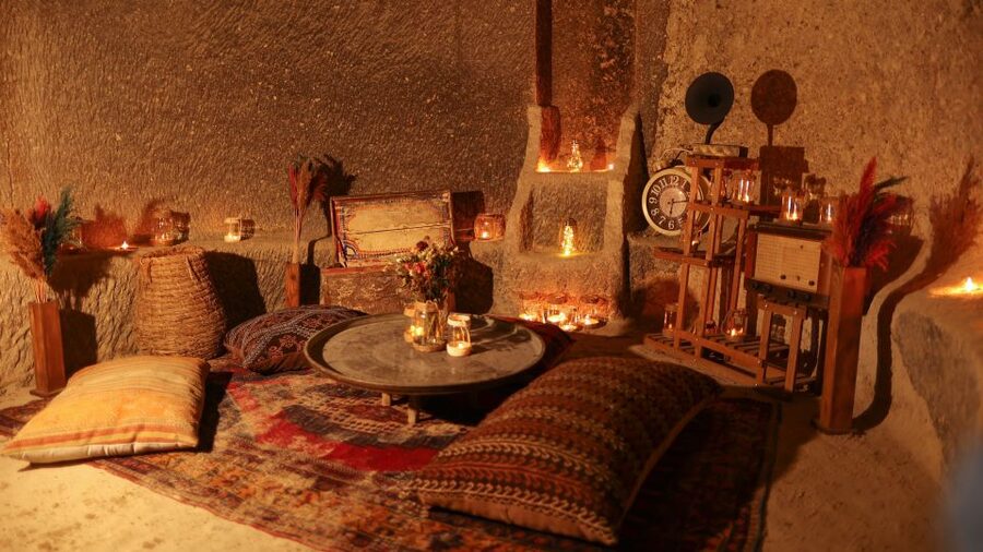 Cappadocia: Love Valley Proposal Service with Transfers - What’s Waiting at Love Valley: Decorations, Background, and Treats