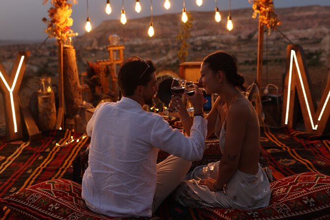 Cappadocia Romantic Dinner İn The Valley with Concept - Love Valley at Night: Why This Setting Works