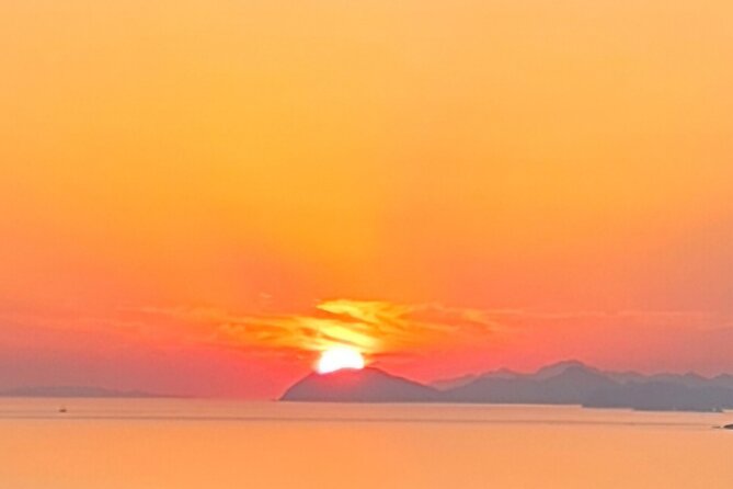 Cavtat Sunset Escape Romantic Cruise and Free Flowing Drinks - Should you bring energy or keep it low-key?