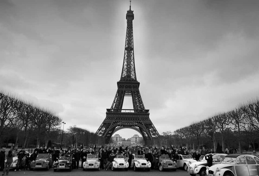 Classic, Romantic Paris: 3-Hour Vintage 2CV Tour - Why a vintage 2CV tour feels like the right Paris intro