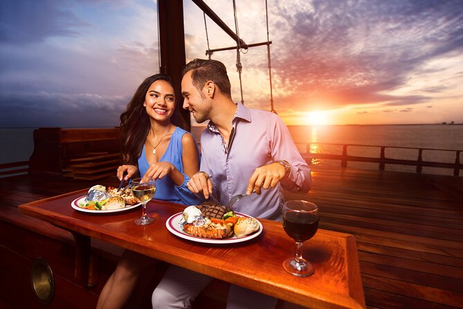 Columbus Romantic Dinner in Cancún - What This Is Really Like: Dinner on the Water in Cancún