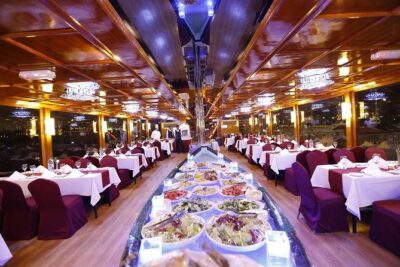 Dubai Marina 2-Hour Romantic Cruise Dinner - Buffet Dinner on Board: Veg, Non-Veg, and What’s Included
