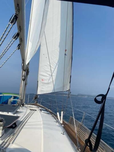 Dubrovnik:Romantic Private Sunset Tour to Old Town& Elafitiy - ZaraBella and your crew: what comfort looks like on a 40-foot yacht