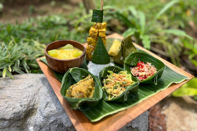 Evening Cooking Class with Romantic Dinner in Ubud - The Balinese House and Garden Stop: More Than a Photo Break