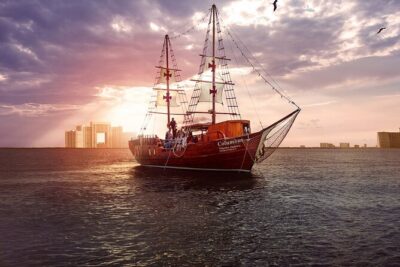 Feel the love on a romantic dinner at Cancun sea, with live music and open bar. - Price Breakdown and What You Pay Extra