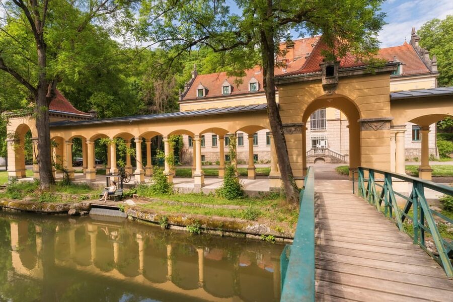 Frankfurt: Romantic Road & Rothenburg ob der Tauber Tour - Röttingen: A Small Wine Village Stop That Still Has a Landmark