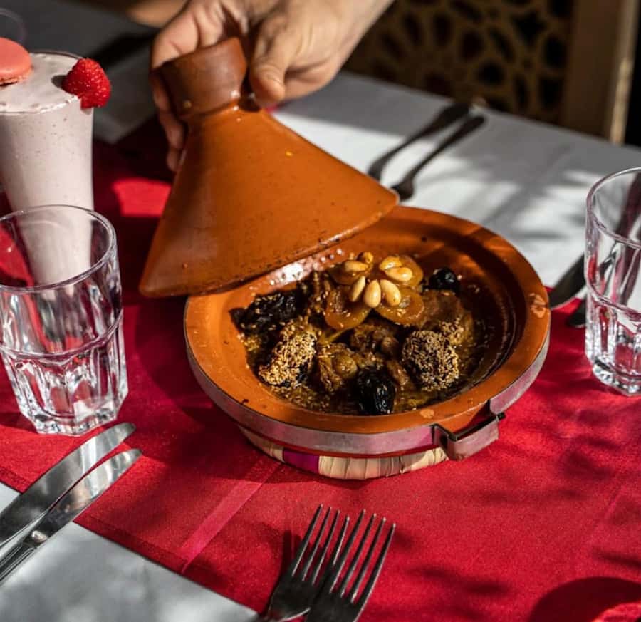 From Marrakech: Rooftop Dinner & Romantic Medina Views - Service, pace, and those small moments that stick