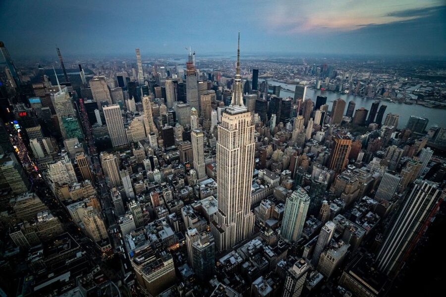 From Westchester: NYC Private Helicopter Tour for Couples - The Core Route: Central Park, Empire State Views, and Flying the City’s Power Lines