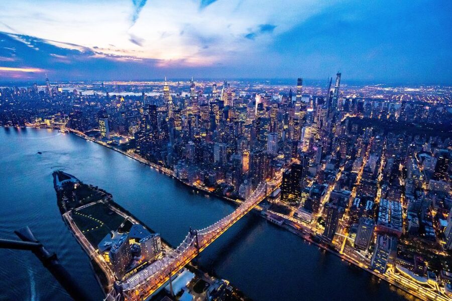 From Westchester: NYC Private Helicopter Tour for Couples - Daytime vs Sunset vs Evening: Pick the Light That Matches Your Mood