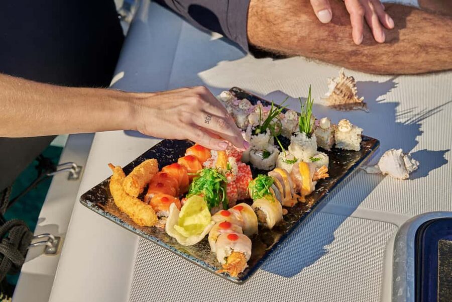 Heraklion: Dia Island Romantic Sunset Cruise with Wine - Heraklion to Dia Island: why this cruise feels special