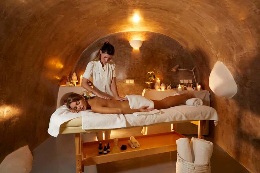 Imerovigli: Aromatherapy Couples’ Massage - Key things I’d put on your shortlist