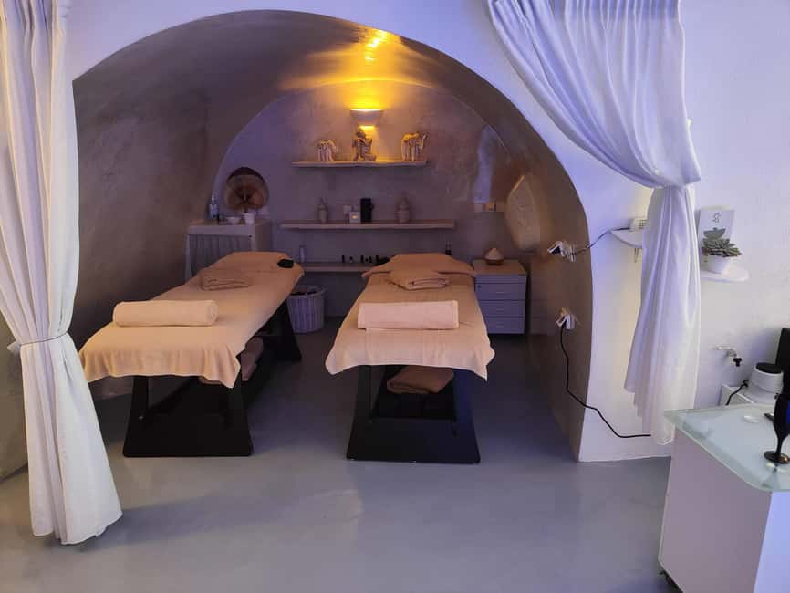 Imerovigli: Aromatherapy Couples’ Massage - Aromatherapy essential oils: what they’re doing beyond scent