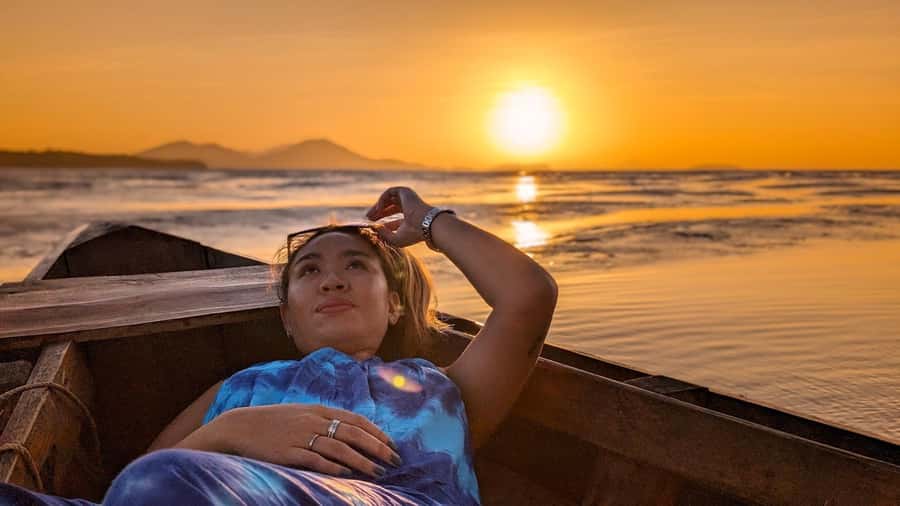 Koh Lanta: Romantic Sunrise Private Gondola Tour - Getting There at Dawn: Pickup Time and What That Means for Your Body