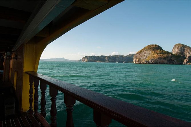 Krabi Romantic Sunset Cruise with BBQ Seafood Dinner by Krabi Sea Cruise - Food and drinks: more than just snacks