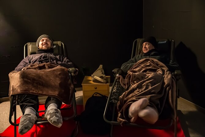 Kurashiki Private Romantic Night in the Observatory Recliners - What “romantic night” includes: beer, snacks, and pacing