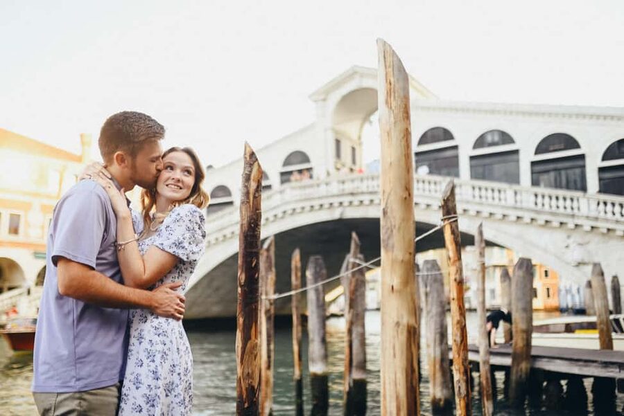 LAND & GONDOLA PHOTOSHOOTING - Key Reasons This Photoshoot Works So Well