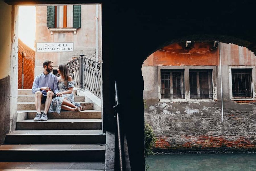 LAND & GONDOLA PHOTOSHOOTING - Your Photo Set: HD Edits, Color Retouching, Same-Day Delivery