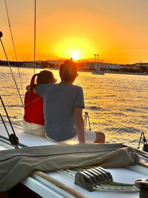 Lisbon: Romantic Cruise with Wine & Portuguese Tapas - Belém to the Discoveries: your first big photo loop from the water