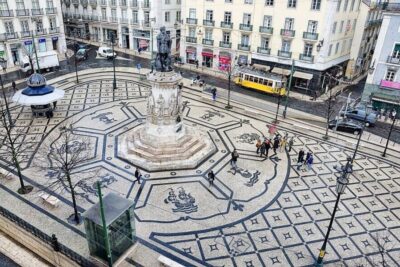 Lisbon: Vintage vehicle replica Romantic Private Tour - Baixa Pombalina: post-1755 city planning you can spot fast