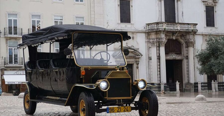 Lisbon: Vintage vehicle replica Romantic Private Tour - Who this tour suits best (and when to skip it)