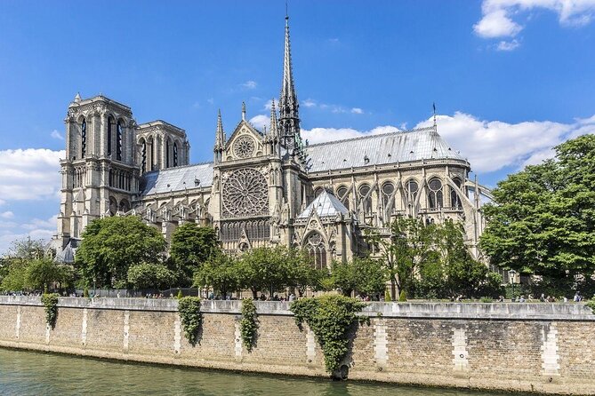 Live, Laugh, Love Along the Seine: Self-Guided Romantic Tour - Key highlights at a glance