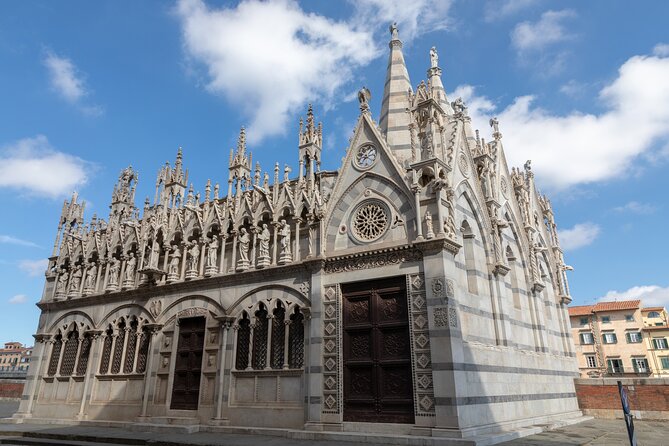 Love in Pisa: Self-Guided Romantic Puzzle Adventure - Romantic Timing: When to Start for a Better Mood
