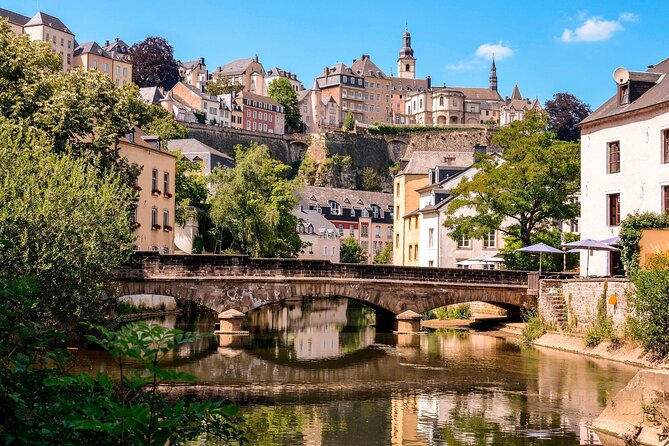 Luxembourg City Romantic Game: Walking Tour & Scavenger Hunt - Enter Pont Adolphe and Play the City Your Way