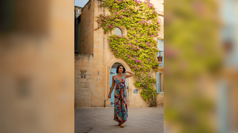 Malta: Romantic Couples Photoshoot - Mdina Gate logistics: how the 1-hour session actually plays