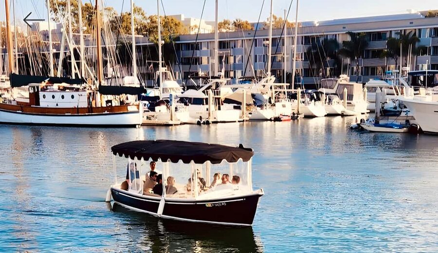Marina Del Rey: A Romantic Boat Cruise with Sushi & Wine - Marina del Rey Sunset Cruises, But Make It Dinner-Mode